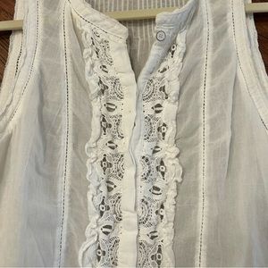 Gorgeous Rebecca Taylor white cotton lace button down sleeveless shirt